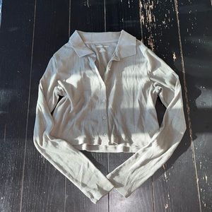 American Eagle army green long sleeve button up top